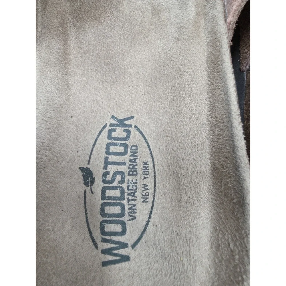 Woodstock item description